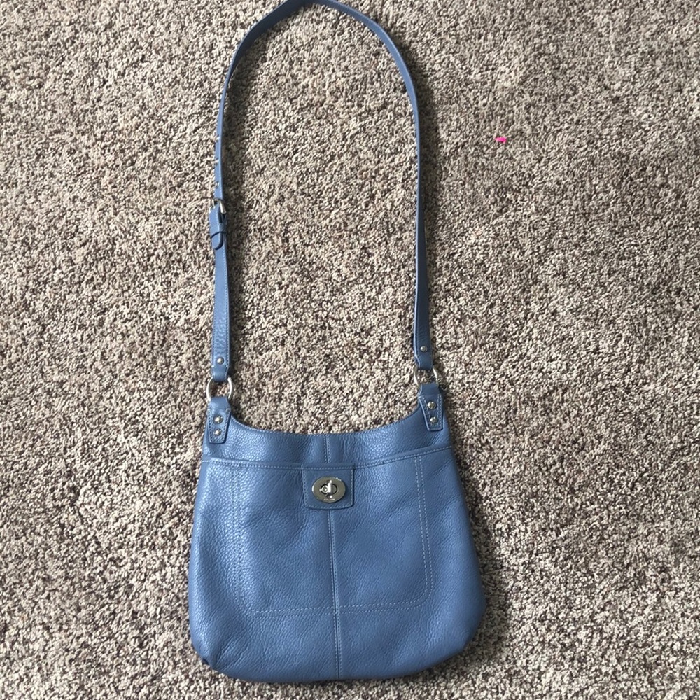 Crossbody leather purse.